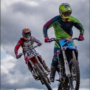 Meet your Posher, Levi